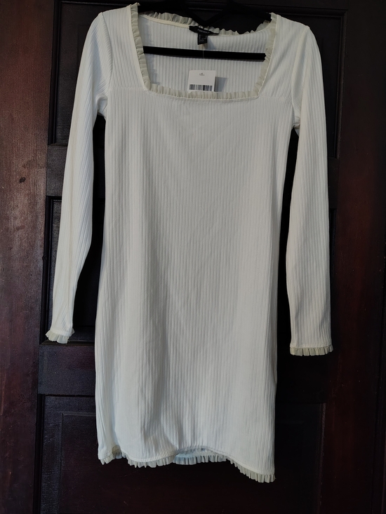 Forever 21 Dresses & Skirts - Forever 21 Ribbed Long Sleeve Dress in White with Black Trim